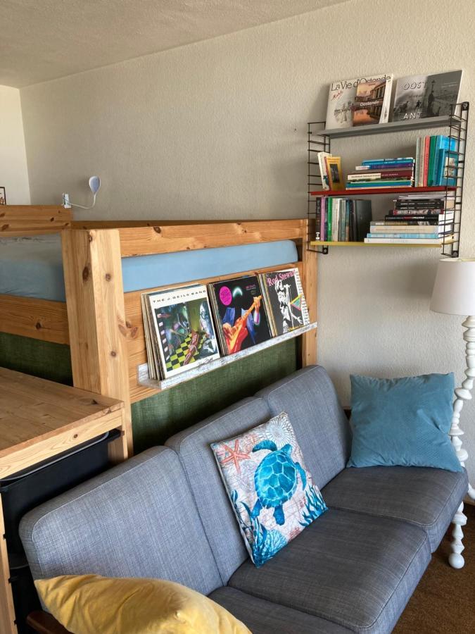 Tiny Apt W/ Balcony And Seaview, Even Out Of Your Bed ! Oostende Dış mekan fotoğraf