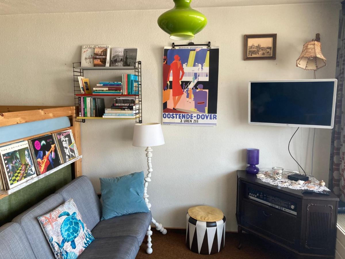 Tiny Apt W/ Balcony And Seaview, Even Out Of Your Bed ! Oostende Dış mekan fotoğraf
